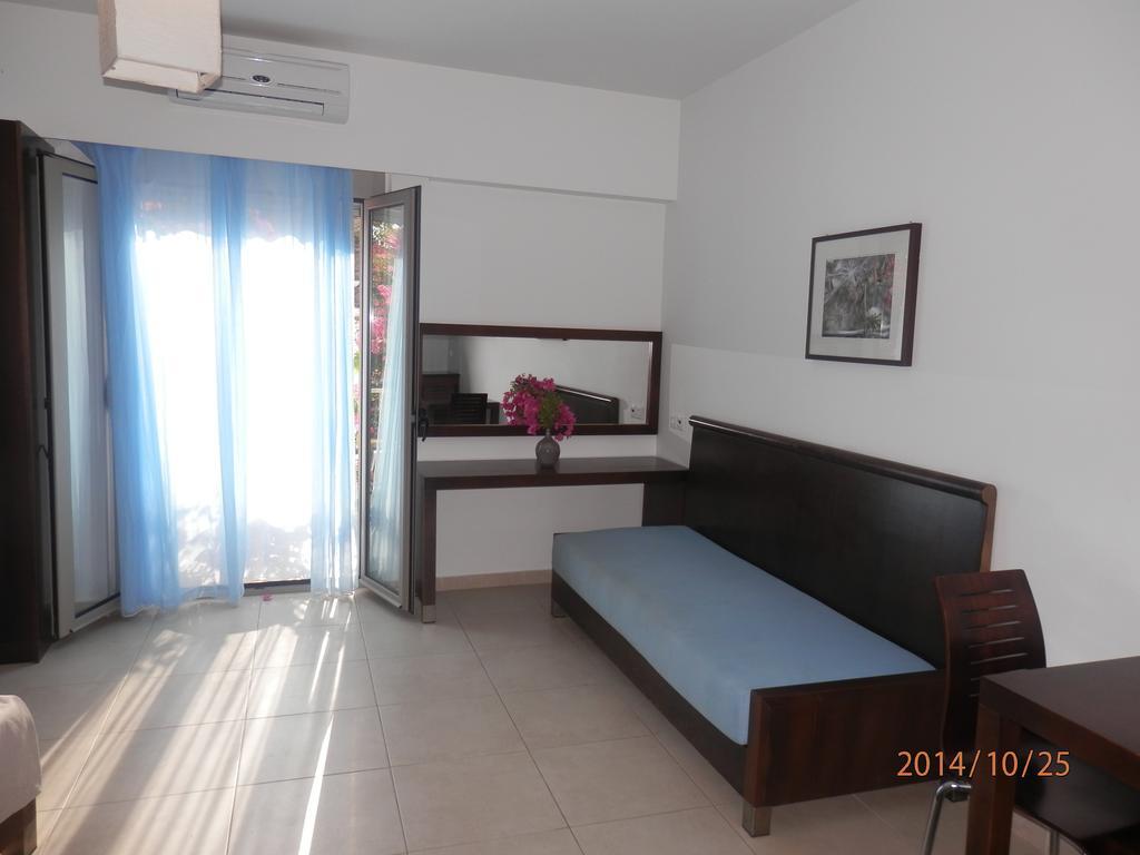 Glaros Hotel Apartment Agia Galini Rum bild