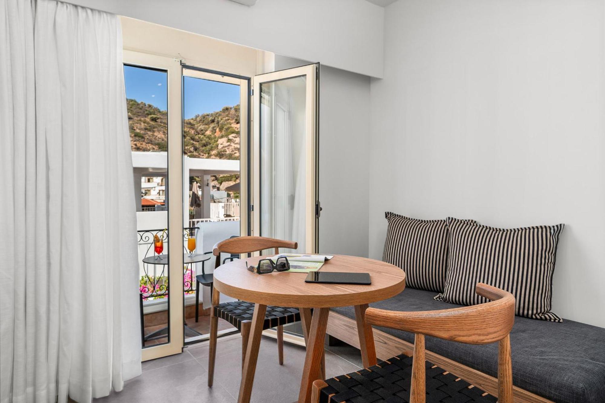 Glaros Hotel Apartment Agia Galini Exteriör bild