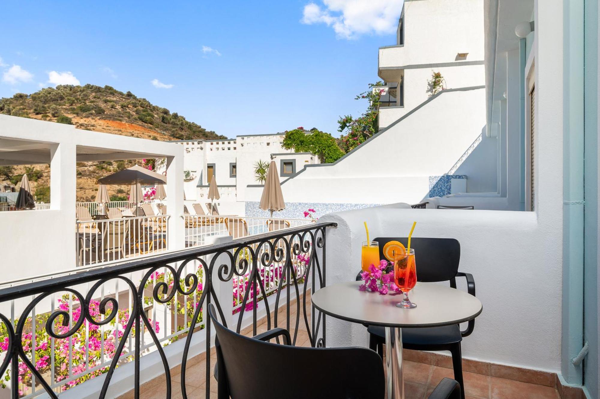 Glaros Hotel Apartment Agia Galini Exteriör bild